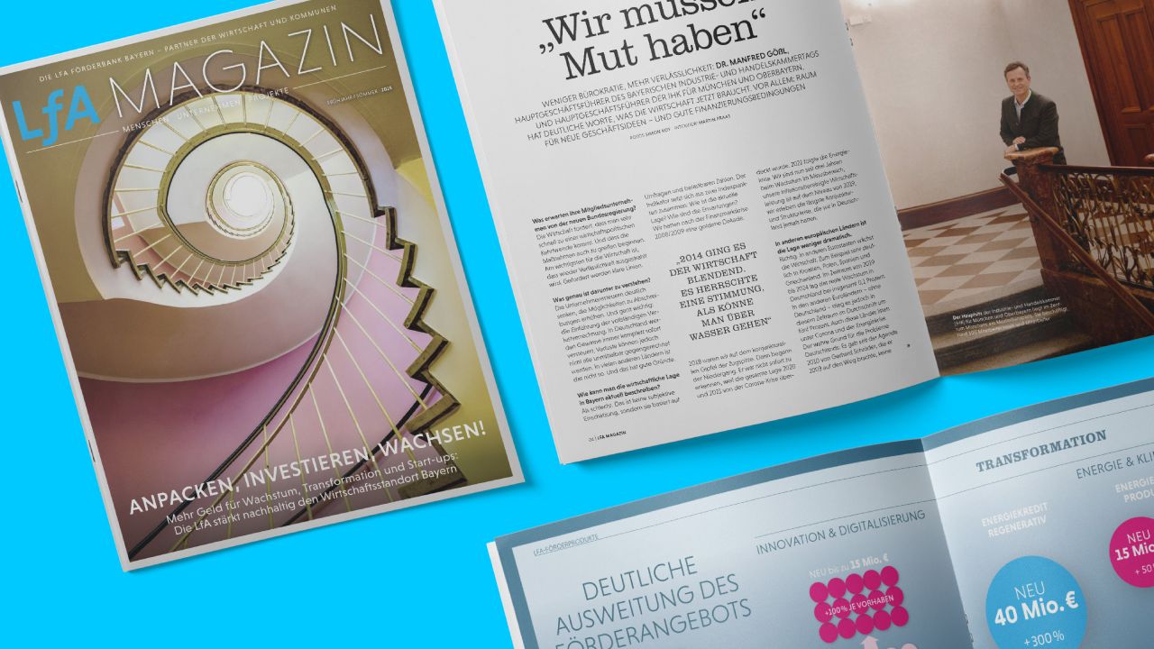 Titelseite des LfA Magazins 2025 mit einem spiralförmigen Treppenhaus liegt neben einer aufgeschlagenen Doppelseite Titelseite des LfA Magazins 2025 mit einem spiralförmigen Treppenhaus liegt neben einer aufgeschlagenen Doppelseite