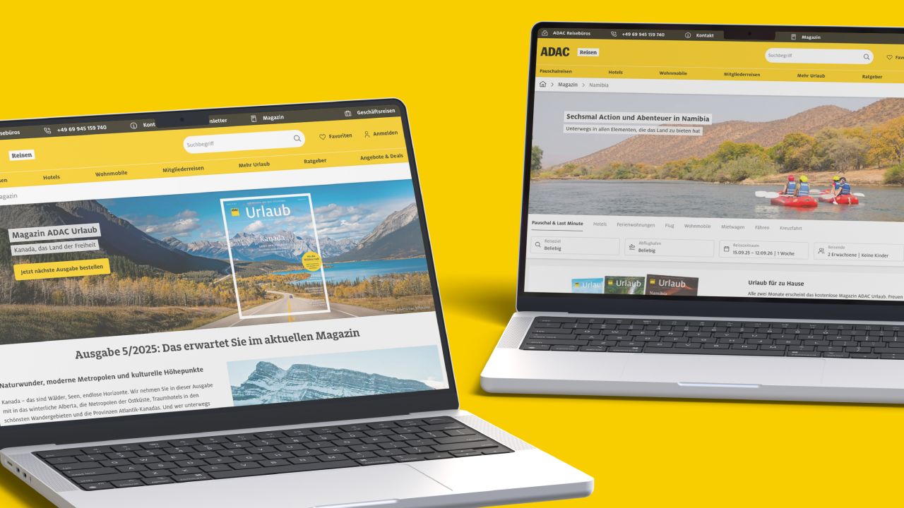 Zwei nebeneinander stehende Laptops zeigen die Website des Reisemagazins ADAC Urlaub und eine Artikelseite zu Namibia
